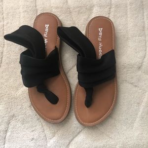 Dirty laundry casual shoes sz 8